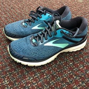 Brooks GTS 18 Athletic Shoes